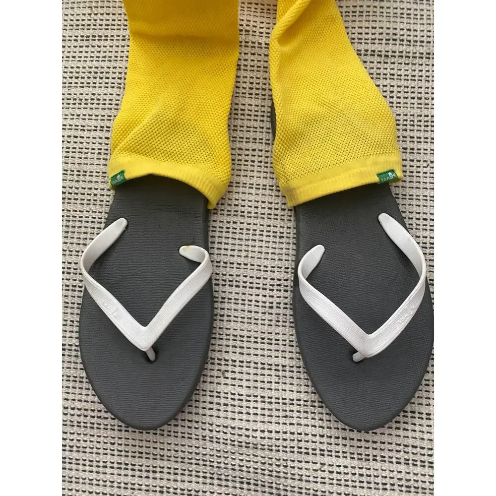 Sanuk size 10